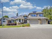 7520 Dowd Dr, Sebastopol, CA