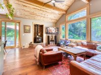 13575 Laurel Ln, Sebastopol, CA