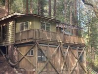 11926 Laurel Ave, Forestville